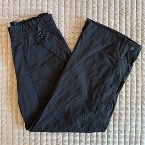 Athleta Trekkie High Rise Parachute Pant, Black, 4 Petite